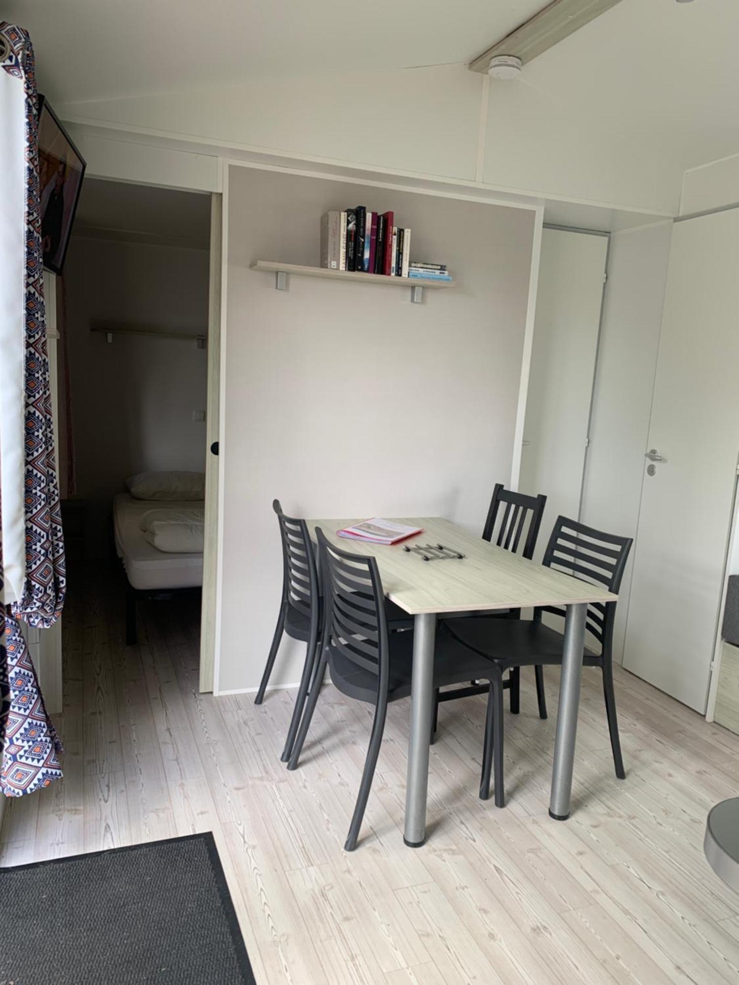 Mobil Home 10 M Et Mme Colas Litteau 外观 照片